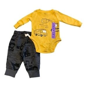 Carter’s two pieces baby boy trucks pattern onesie and pants